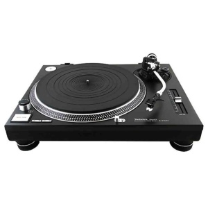 technics-sl-1210-mk2-9959